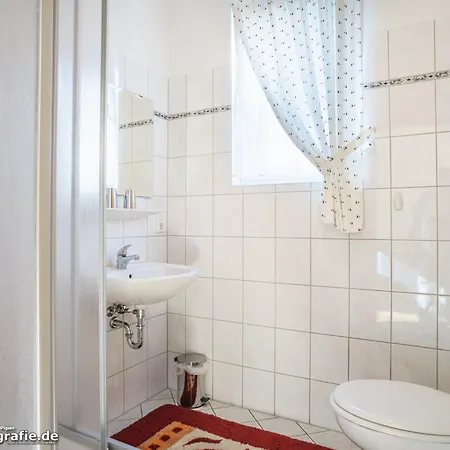 公寓 Fortuna Gaestehaus App Ruegen *