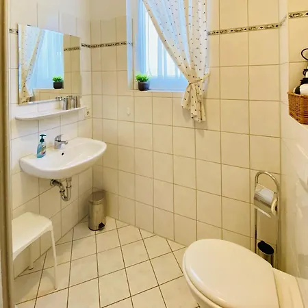 Fortuna Gaestehaus App Ruegen *